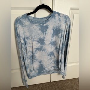 All in Motion long sleeve crewneck